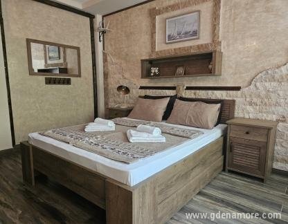 Apartmani "Bevanda", , alojamiento privado en Buljarica, Montenegro - glavna