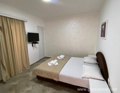 Apartments Avdic, , alojamiento privado en Sutomore, Montenegro - IMG_0611