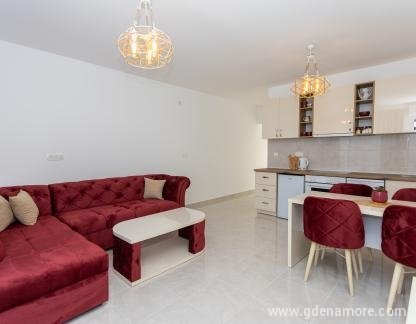  Lux Apartmani Maditeran, , zasebne nastanitve v mestu Bijela, Črna gora - Untitled-8900