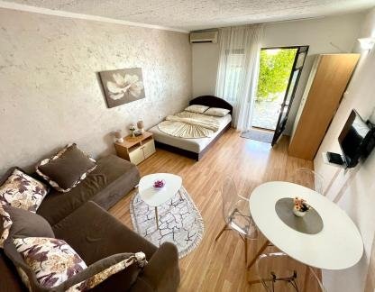 Apartmani Marina, , Частный сектор жилья Бечичи, Черногория - app6_1