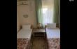 Soba mit einem doručkom 3 u Villa Alla, Privatunterkunft im Ort Djenović, Montenegro