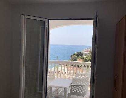 Apartmani Mekić, , zasebne nastanitve v mestu Utjeha, Črna gora - e4173817-8081-47a5-93c1-b806561a09d5