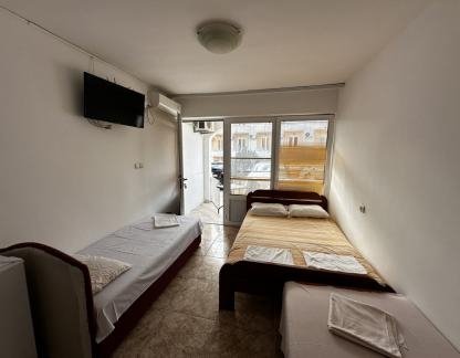 Szobák és apartmanok Vukčević, , Magán szállás a községben Rafailovići, Montenegró - viber_image_2025-04-23_14-36-27-954