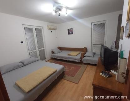 Bi&Bo Apartment, , частни квартири в града Budva, Черна Гора - IMG-d433d241d162720036c1ddc13e58a29c-V
