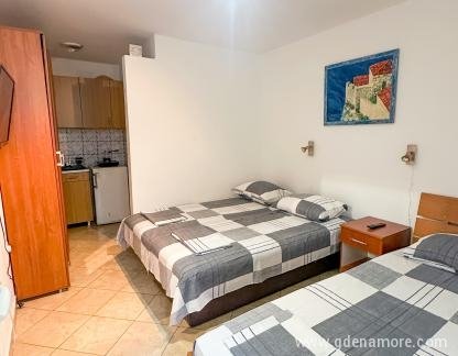 Дом Вукадиновича, , Частный сектор жилья Будва, Черногория - Apartman