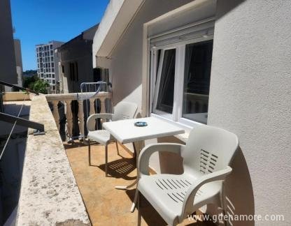 Apartmani Sunčani Bečići, , Magán szállás a községben Bečići, Montenegró - becici-budva-img-2