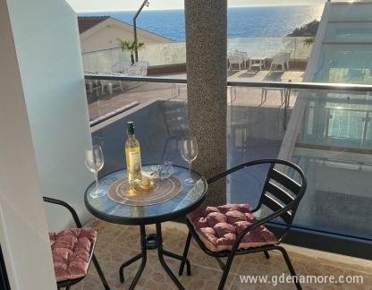 Apartmani Mekić, , Частный сектор жилья Утеха, Черногория - df44a232-e05a-4e32-9109-72878f512767