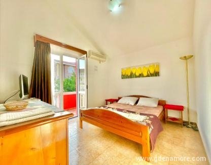 Vila L Budva, Superior Soba s King-sajz Krevetom, privatni smeštaj u mestu Budva, Crna Gora - 309012938