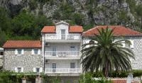 Apartmani Lipci, ενοικιαζόμενα δωμάτια στο μέρος Morinj, Montenegro