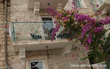 Apartments Obala, private accommodation in city Petrovac, Montenegro