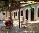 CORAL STUDIO, private accommodation in city Crete, Greece