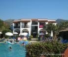 FILORIAN HOTEL APARTMENTS, alojamiento privado en Corfu, Grecia