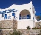 Blue Horizon Ios, private accommodation in city Ios, Greece