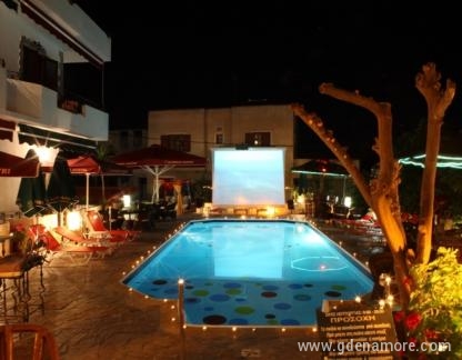 yianna hotel, alloggi privati a Agistri island , Grecia