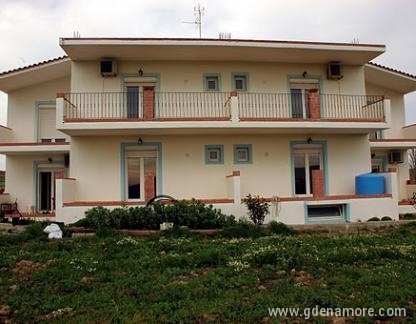 Saravari apartments, logement privé à Lemnos, Gr&egrave;ce