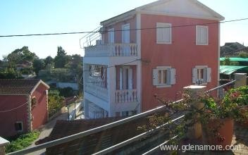 Pernari apartments, alloggi privati a Kefalonia, Grecia