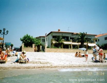 Castello, private accommodation in city Kassandria, Greece - Hotel