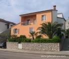 APARTAMENTOS MARTINA, alojamiento privado en Mali Lošinj, Croacia