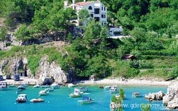 Апартаменти Aeternum, частни квартири в града Krk Vrbnik, Хърватия