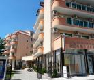 Family Hotel DETELINI, Magán szállás a községben Primorsko, Bulgária