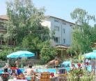 Park Hotel Biliana, частни квартири в града Golden Sands, България