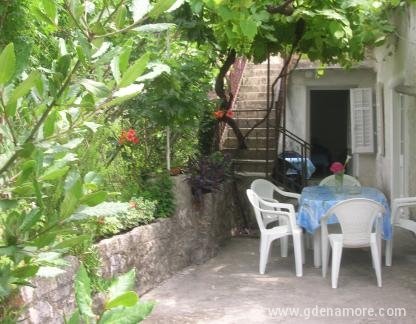 apartments, logement privé à Kotor, Mont&eacute;n&eacute;gro
