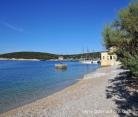 Apartments Tamaris, private accommodation in city Cres, Croatia