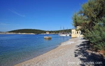 Apartments Tamaris, private accommodation in city Cres, Croatia