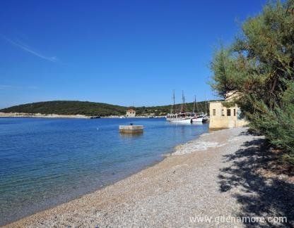 Wohnungen Tamaris, Privatunterkunft im Ort Cres, Kroatien - Plaža