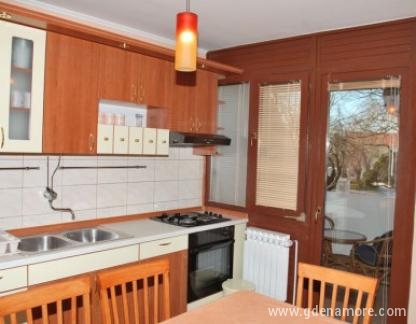 Wohnung ADRIANA-A2, Privatunterkunft im Ort Biograd, Kroatien - Apartman