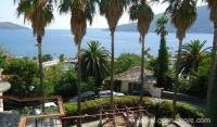 Apartamento en Herceg-Novi, alojamiento privado en Herceg Novi, Montenegro