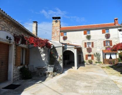 AGRITURISMO STELIO, alloggi privati a Pula, Croazia