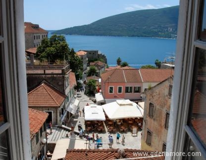 Stari Grad, zasebne nastanitve v mestu Herceg Novi, Črna gora