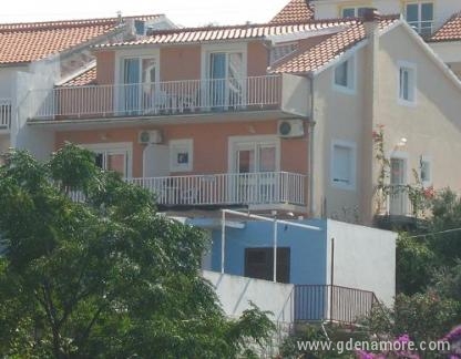 Apartamentos Borcic, alojamiento privado en Hvar, Croacia - vanjski izgled kuće