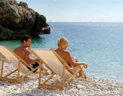 Appartamento Podaca Birmania, alloggi privati a Podaca, Croazia - suncanje u 6mj.