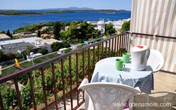 APARTAMENTOS BOSILJKA BUTOROVIĆ, alojamiento privado en Hvar, Croacia