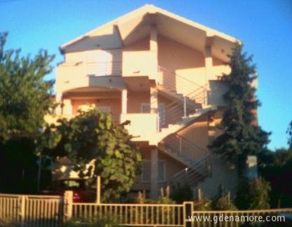 Apartments Diklo, private accommodation in city Zadar, Croatia