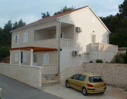 Villa Nela, Privatunterkunft im Ort Postira, Kroatien - Vila Nela