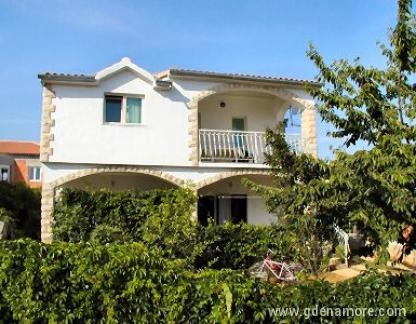 Vodice apartmanok Matic, Magán szállás a községben Split, Horv&aacute;torsz&aacute;g - Vodice apartmani Matić