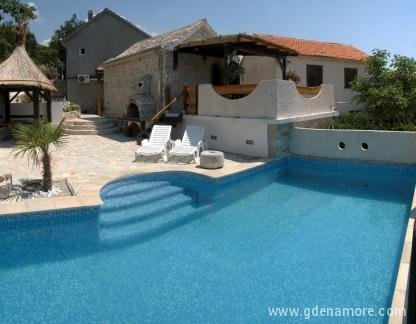 Stone Brela complex, private accommodation in city Brela, Croatia