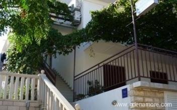 Appartements Ivanović, Privatunterkunft im Ort Hvar, Kroatien