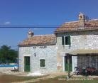 VILLA MAESTRAL, private accommodation in city Krnica, Croatia