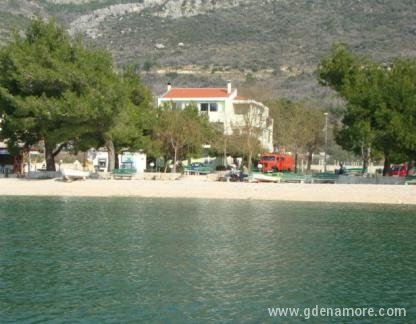 Appartement Marin, Privatunterkunft im Ort Promajna, Kroatien - Apartmani Marin, Promajna