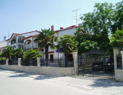 Appartamenti Modrusan Rovigno, alloggi privati a Rovinj, Croazia - kuća izvana
