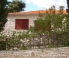 lili, private accommodation in city Supetar, Croatia