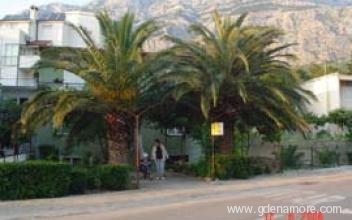 Apartment Urlic, private accommodation in city Makarska, Croatia