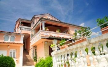 Villa Barbara, private accommodation in city Lovran, Croatia