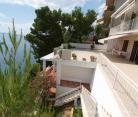 Apartments - Jakovic, private accommodation in city Brela, Croatia