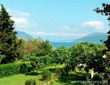 Apartments Igalo, private accommodation in city Igalo, Montenegro - Pogled sa terase