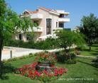 Apartments Darija, private accommodation in city Privlaka, Croatia